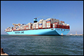 Grootste containerschip ter wereld in Rotterdamse haven [+video]