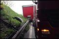 Vrachtwagen verliest oplegger op A59 [+foto's]