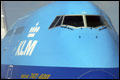 Motor KLM-toestel blaast autoruiten kapot