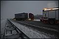 Vrachtwagen geschaard op A29 bij Fijnaart [+foto]