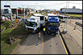 Twee vrachtwagens botsen in Veghel [+foto's]