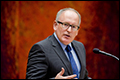 Timmermans pakt tankpas wanbetalende diplomaten af