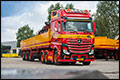 Martens Transport Venray koos Actros 2563 LS 6x2/4 trekkers met uitgebreid veiligheidspakket