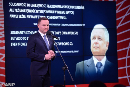 Poolse president tekent omstreden wet