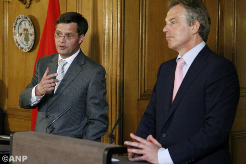 'Balkenende waarschuwde Blair voor inval Irak'