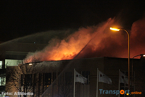 Grote brand bij Interport BV in Schiphol-Rijk [+foto&update]