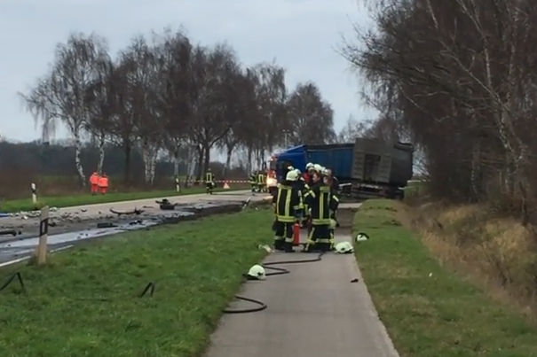 Nederlander omgekomen na aanrijding met vrachtwagen in Selfkant [+video]