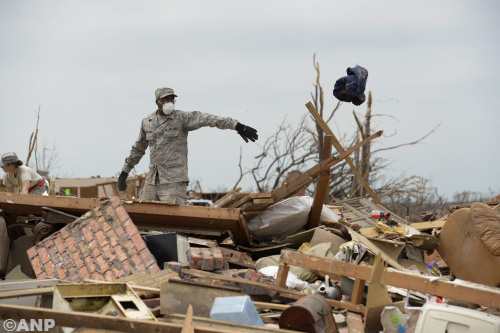 Zuidoosten VS getroffen door serie tornado's
