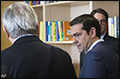Tsipras vraagt Juncker en Schulz om hulp
