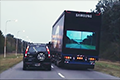 Samsung Safety Truck toont wegsituatie op achterkant vrachtwagen [+video]