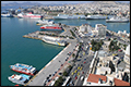 Griekenland zet haven van Piraeus te koop
