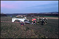 Vliegtuigje stort neer, piloot zwaargewond [+foto's]