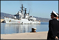Marine Italië vindt omgeslagen vluchtelingenboot