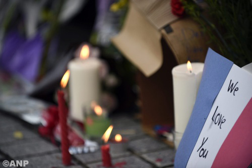 Nederlandse gewonde van aanslagen in Parijs naar huis