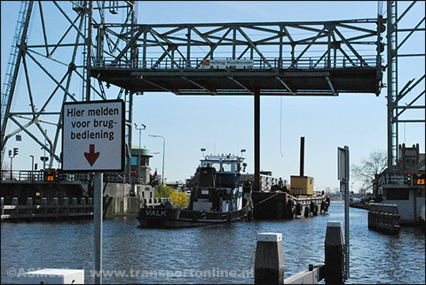 Hefbrug Waddinxveen weer open voor vrachtverkeer