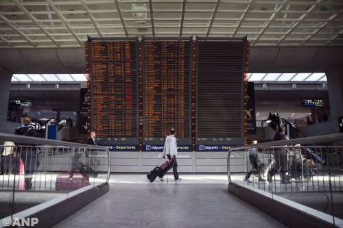 Franse vliegvelden blijven open