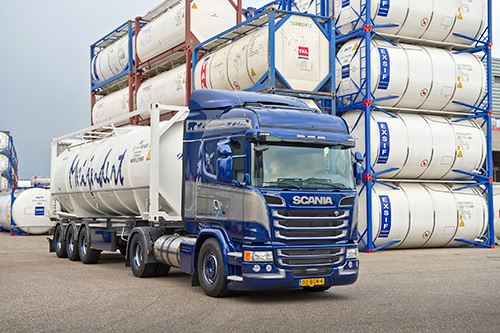 Eerste Scania ADR-gecertificeerde LNG-trekker voor Meijndert Transport