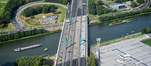 Opgeknapte Galecopperbrug en acht bruggen Amsterdam Rijnkanaal officieel opgeleverd 