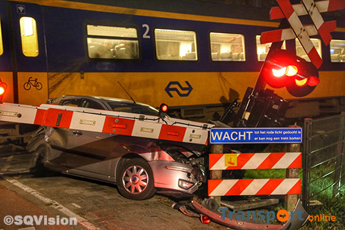 Treinen Eindhoven - Tilburg rijden weer na ongeval [+foto]