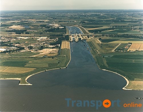 Rijkswaterstaat start met werkzaamheden bij Prins Bernhardsluis