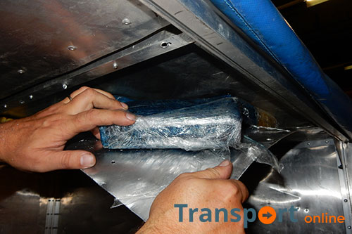 Belgische douane vindt 56 kilo cocaïne in bagagecontainer vliegtuig