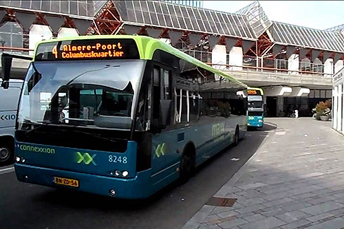 CNV-leden sluiten zich aan bij busstaking Almere