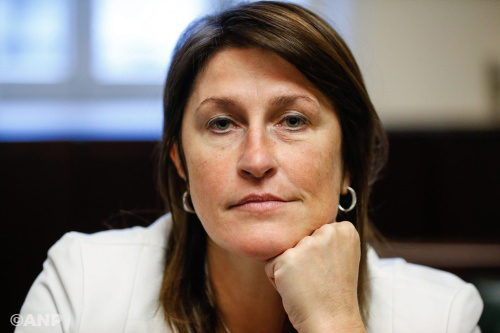 Belgische minister Jacqueline Galant stapt op vanwege Zaventem