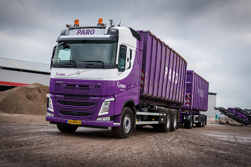 Vier bijzondere Volvo FH-trucks voor PARO