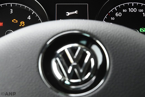 'VW betaalt misleide klanten 5000 dollar' 