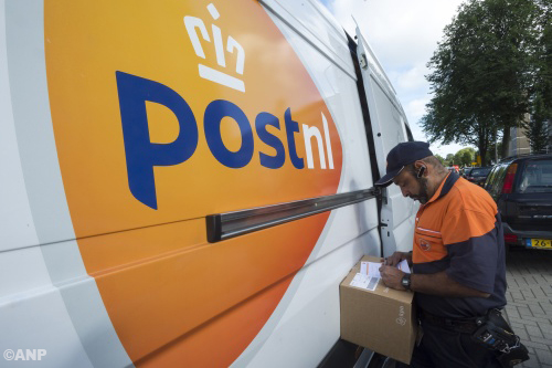 Vast contract voor pakketbezorger PostNL