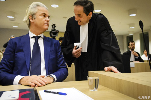 Onderzoek strafzaak Geert Wilders gaat door