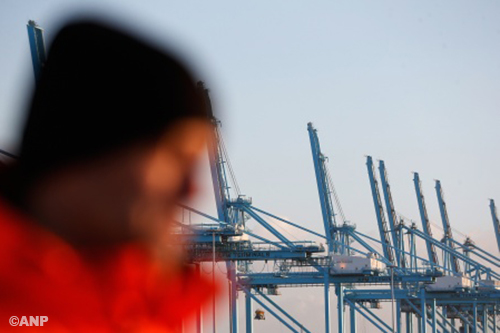 FNV leden stemmen voor werkzekerheidsakkoord Rotterdamse haven
