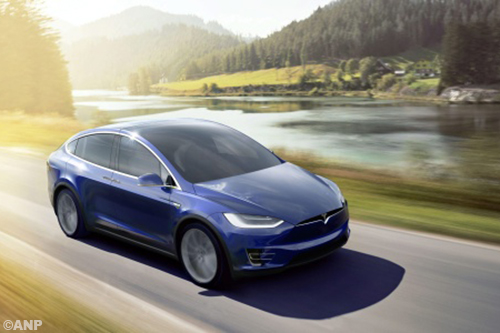 Nieuwe Tesla kan verder op sterkere batterij 