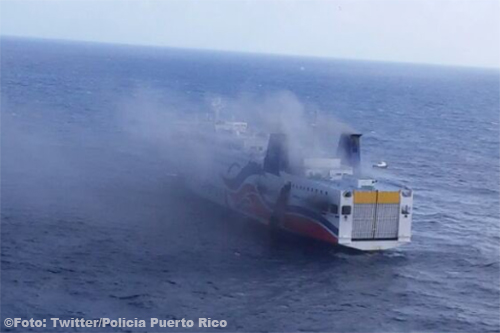 Brand op schip 'Caribbean Fantasy' met 500 mensen bij Puerto Rico [+foto's]