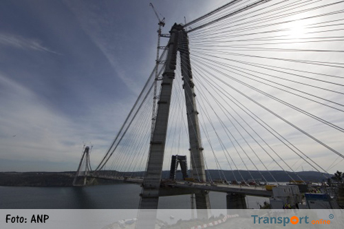 Nieuwe brug over Bosporus geopend