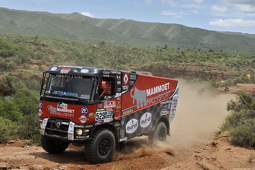 Team Mammoet Rallysport vol gas in de achtervolging