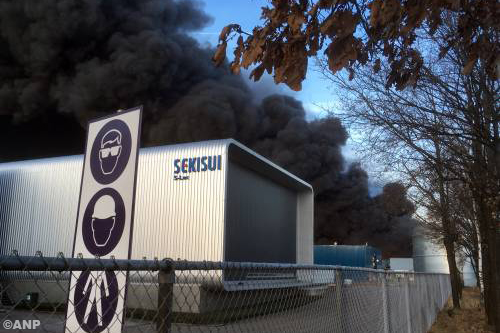 Brand bij foamfabriek Sekisui Alveo Roermond is helemaal uit