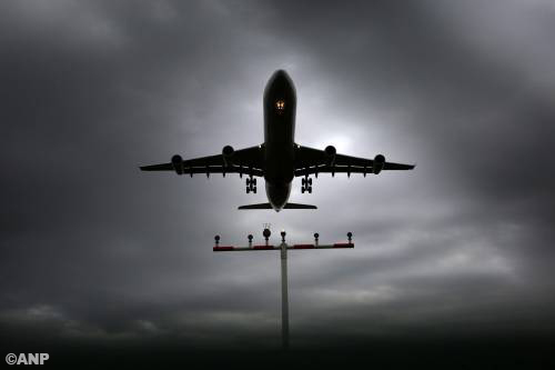 KLM-piloot verblind met laser bij landing