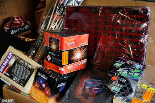 Ruim 20.000 kilo vuurwerk onderschept 