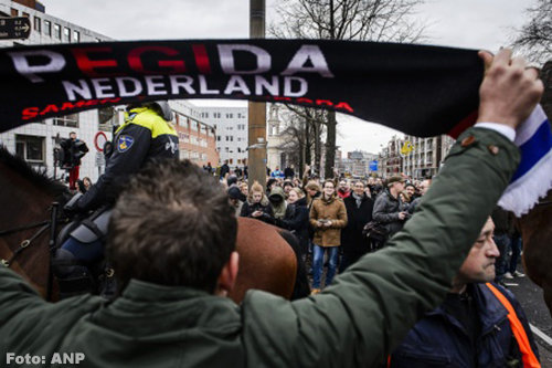Arrestaties Enschede bij betoging tegen azc 