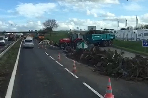 Boze boeren nog altijd actief op Franse wegen [+video]