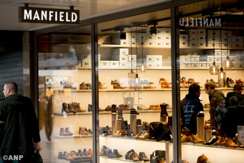 Sacha neemt failliete schoenenketen Manfield over