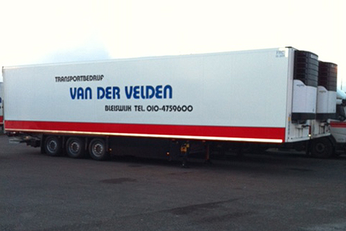 Trailer van transportbedrijf Van der Velden gestolen [+foto]