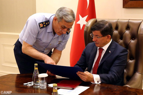 Turkije: ex-chef luchtmacht zat achter coup