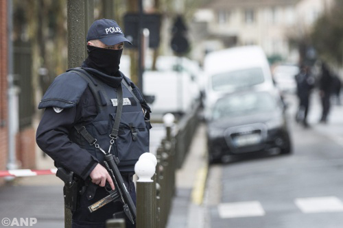 Actie tegen mogelijk terrorisme bij Parijs