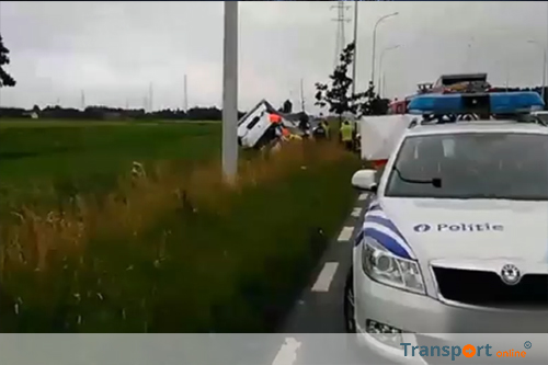 Vrachtwagenchauffeur komt om het leven op Belgische ring rond Ieper [+video]
