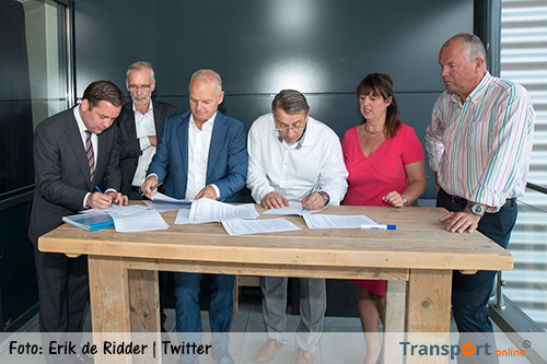 Samenwerkingsovereenkomst aanleg truckparking Vossenberg ondertekend
