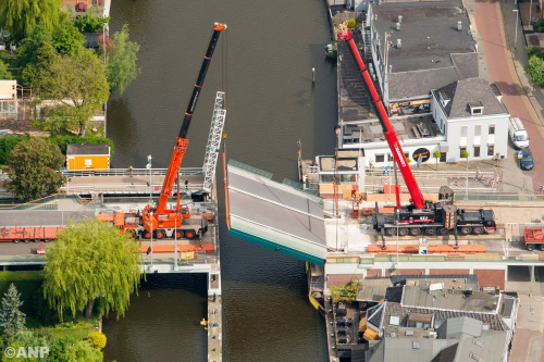 'Rampbrug' Alphen weer open voor verkeer