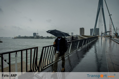 Wateroverlast rond Rotterdam door regen