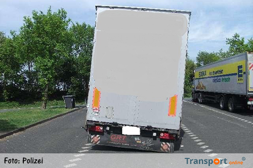 Vrachtwagen rijdt rond met 1 wiel minder [+foto's]